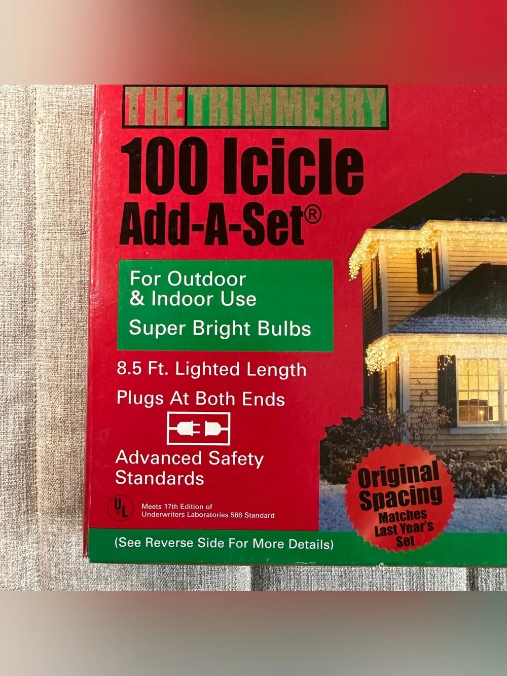 VTG Trimmerry Ultra Bright Icicle Lights 100 Clear Bulbs 8.5 Feet 2 Boxes TESTED